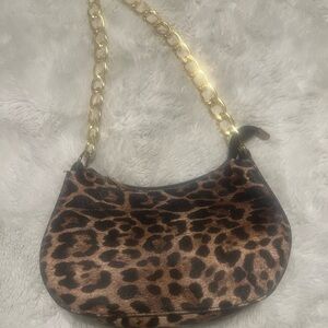 Leopard Print Shoulder Bag with Gold Chain